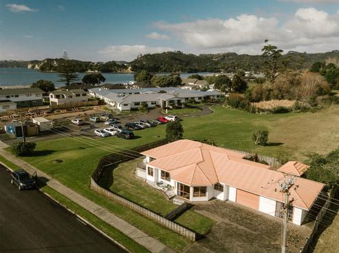 16 Halligan Road, Whitianga