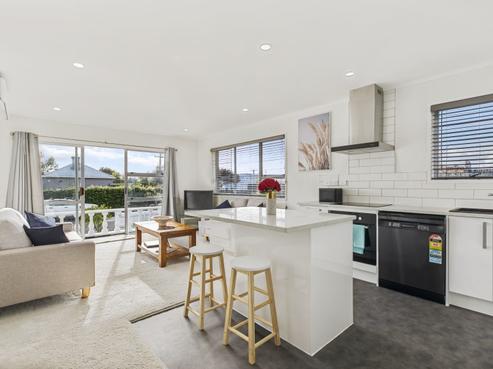 1/2 Palm Court Drive, Glen Eden