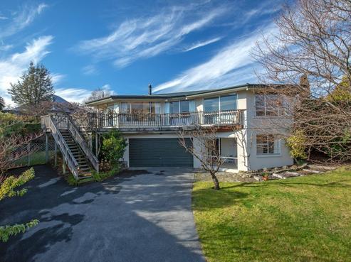 20 Hunter Crescent, Wanaka