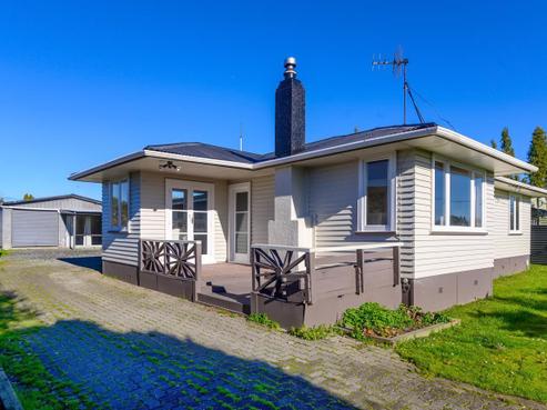 28 Charles Road, Hannahs Bay