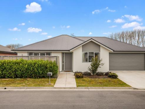 6 Peak Crescent, Clarkville