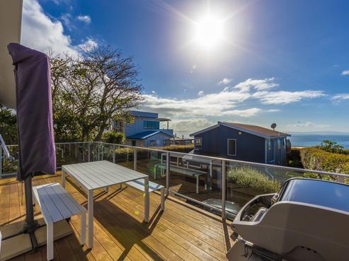 1408B Whangaparaoa Road, Army Bay