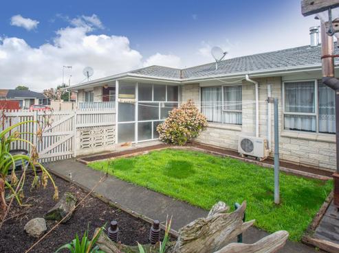 2/401 Market Street South, Hastings