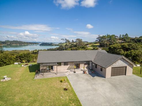 6 Tikitiki Lane, Russell