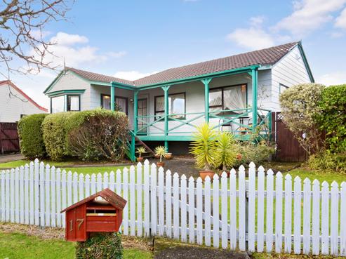 17 Redlands Grove, Swanson