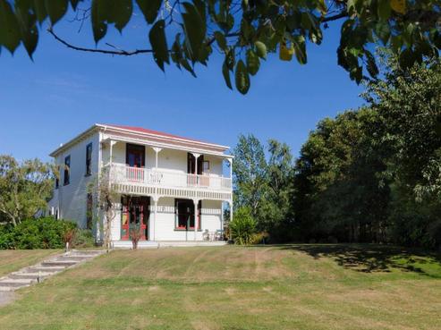 340 Gladstone Road, Gladstone