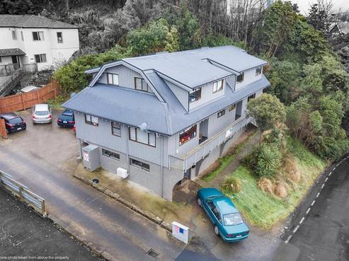 2 Cosy Dell Road, North Dunedin