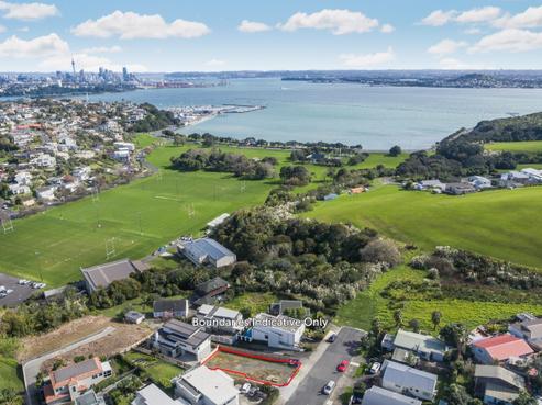 48 Takitimu Street, Orakei