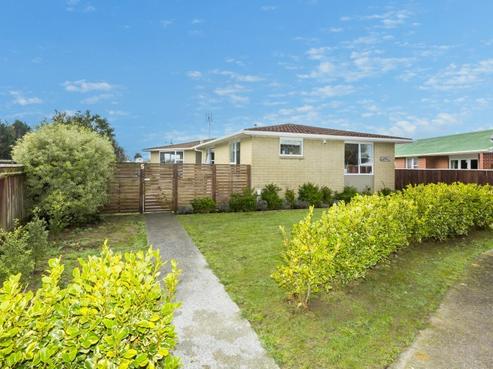 5 Mitre Grove, Trentham