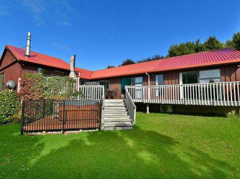 70 Waiora Road, Stanmore Bay