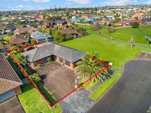 10 Kookaburra Place, Botany Downs
