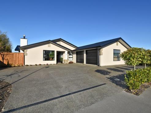 16 Euphrasie Drive, Wigram