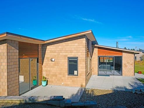 16 Chandler Crescent, Clyde