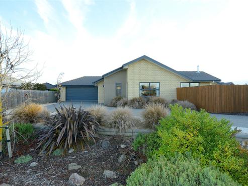 8 Henley Close, Rolleston