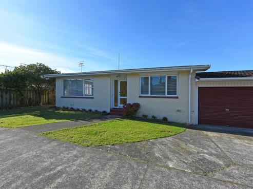 31A Burns Grove, Trentham