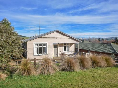 10 Chatham Street, Waihola