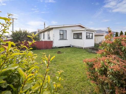 1 Tawhiti Road, Hawera