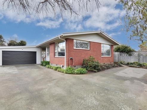 18 Gladson Avenue, Sockburn