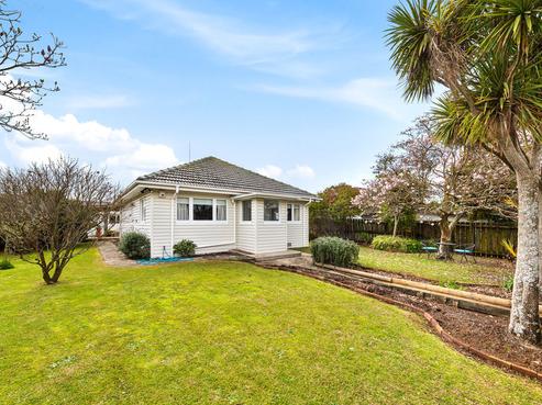 1/93 Beach Road, Pahurehure