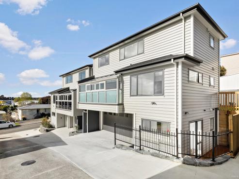 14B Woodall Place, Totara Vale