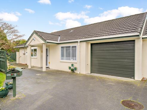 9 Millwood Place, Silverstream