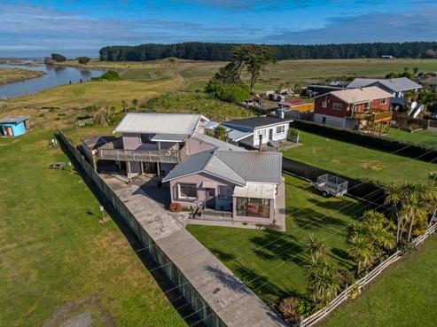 1915 Parewanui Road, Parewanui/Scott's Ferry