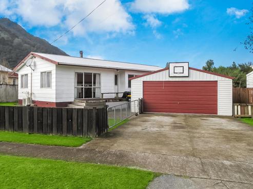 37 Ema Street, Te Aroha
