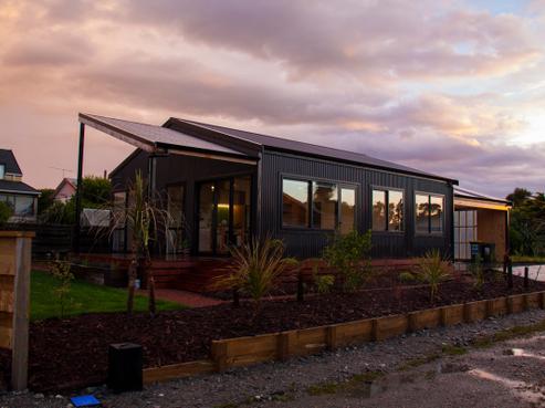 14 Tudor Street, Hokitika
