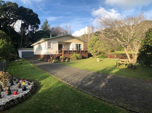 15 Te Mata Creek Road, Te Mata