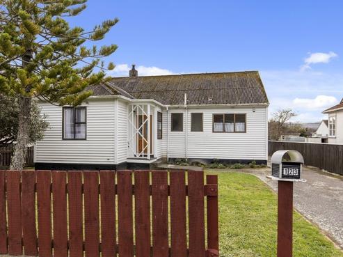 123 Waddington Drive, Naenae