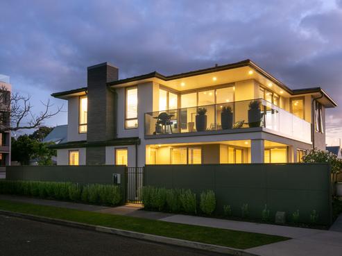 14 Autere Street, Strandon