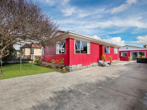 61 Dawson Road, Otara