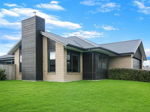 27 Fernbrook Drive, Hurworth