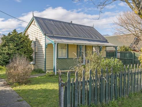 13 Robert Street, Lincoln