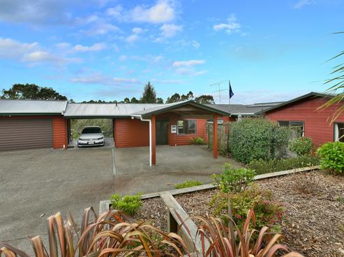 73 Sharon Road, Waitoki