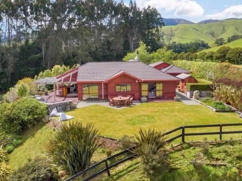 88 Russells Road, Whitemans Valley