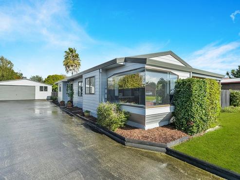 12 Commodore Avenue, Flagstaff
