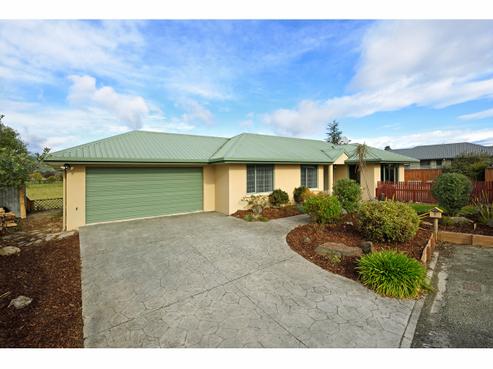 8 Longfields Road, Brightwater