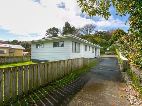 55 Seaview Road, Marfell