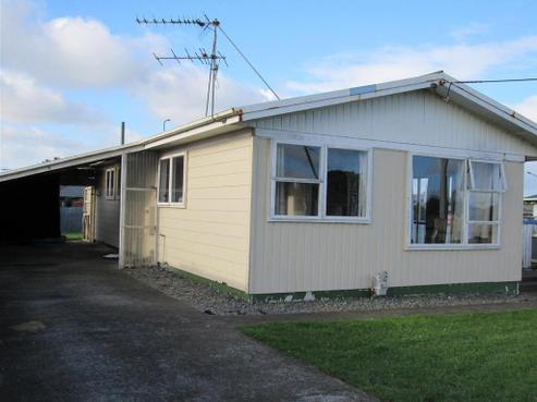11 Iredale Road, Hawera