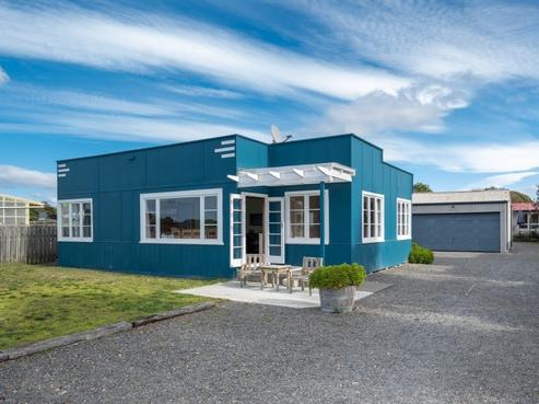 138 Beach Road, Haumoana