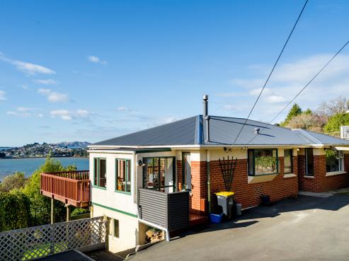 21 District Road, Roseneath