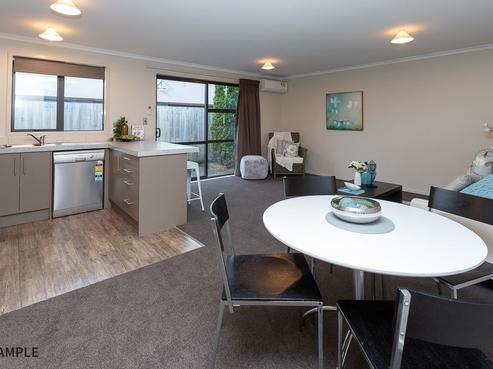 3/108 Old Farm Road, Hamilton East