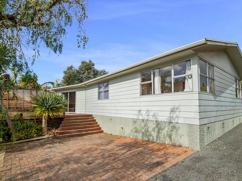 58 Anzac Road, Morningside