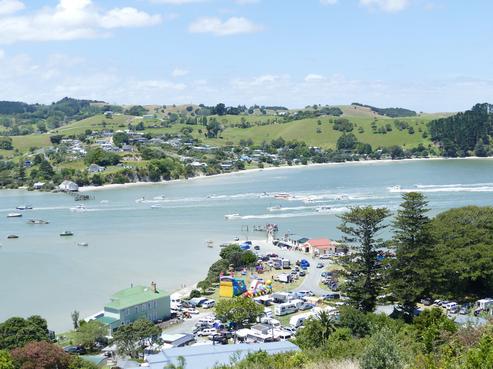 13D Emay Crescent, Paparoa