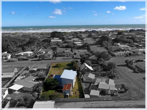 13 Signal Street, Foxton Beach