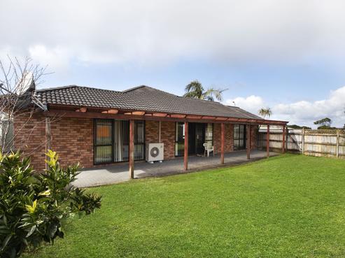 17 Magic Way, Randwick Park