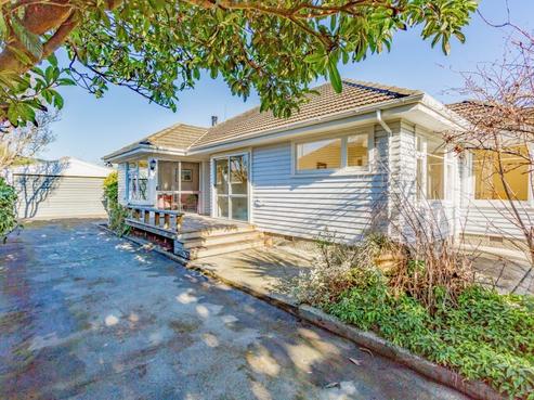 28 Stanbury Avenue, Somerfield