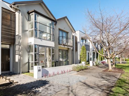 8 Willow Camp Road, Takanini