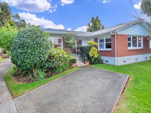 4 James Place, Opaheke